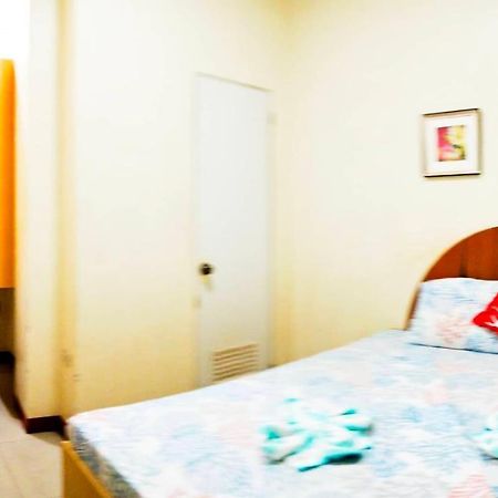 Heart Hotel And Services Dumaguete City Екстер'єр фото