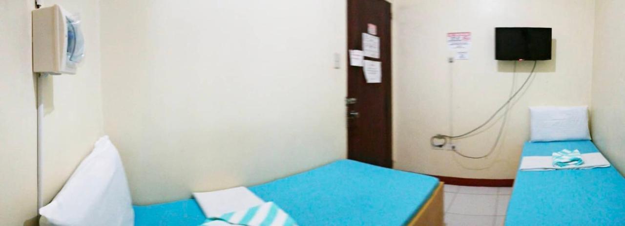 Heart Hotel And Services Dumaguete City Екстер'єр фото