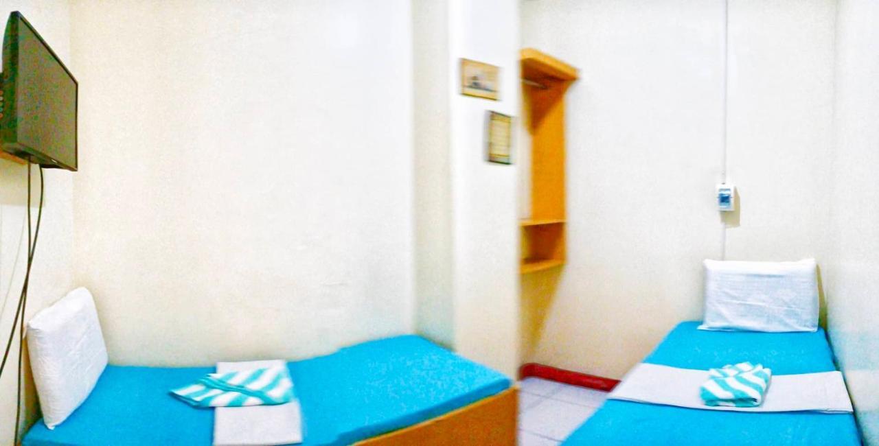 Heart Hotel And Services Dumaguete City Екстер'єр фото