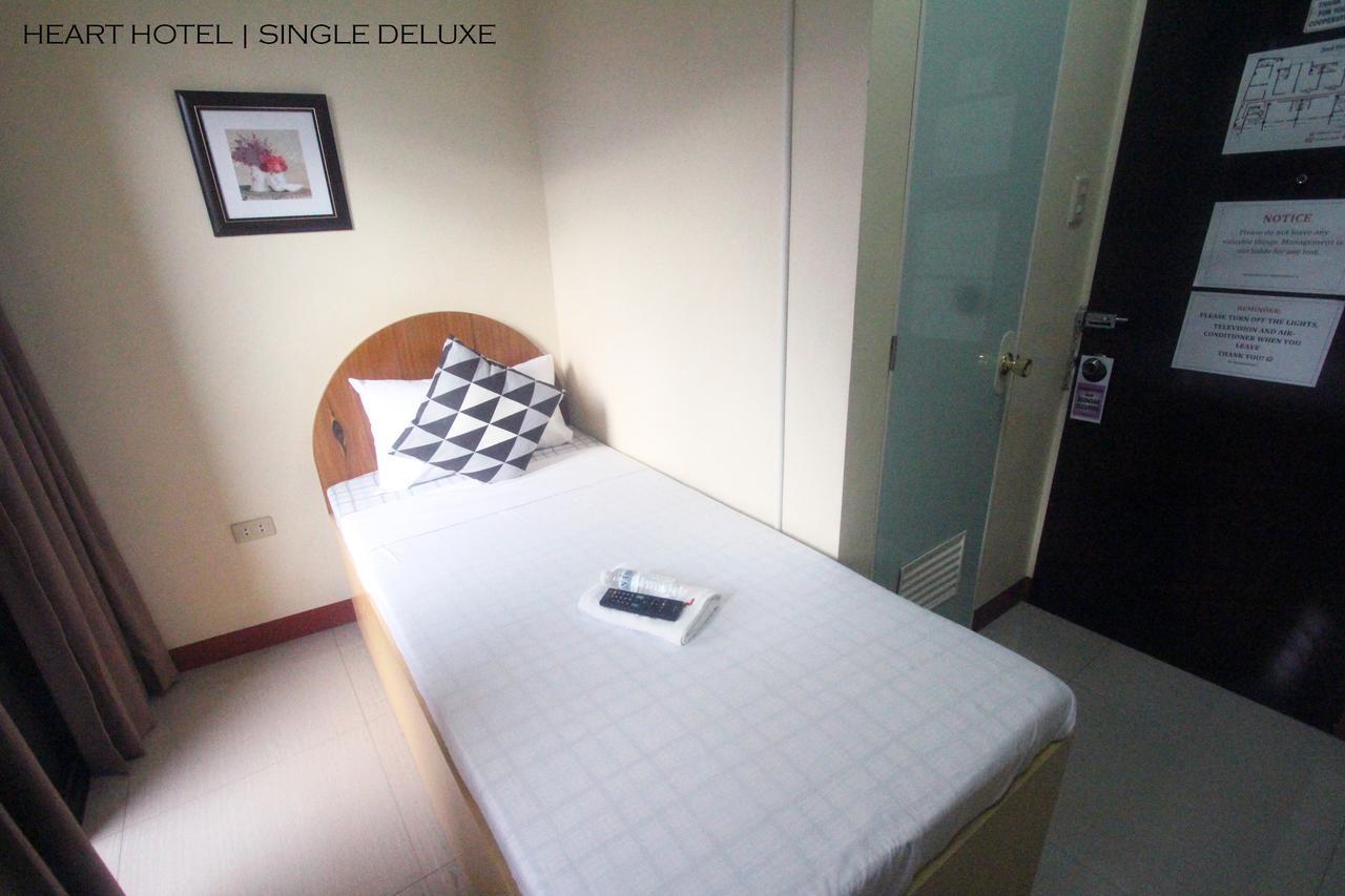 Heart Hotel And Services Dumaguete City Екстер'єр фото